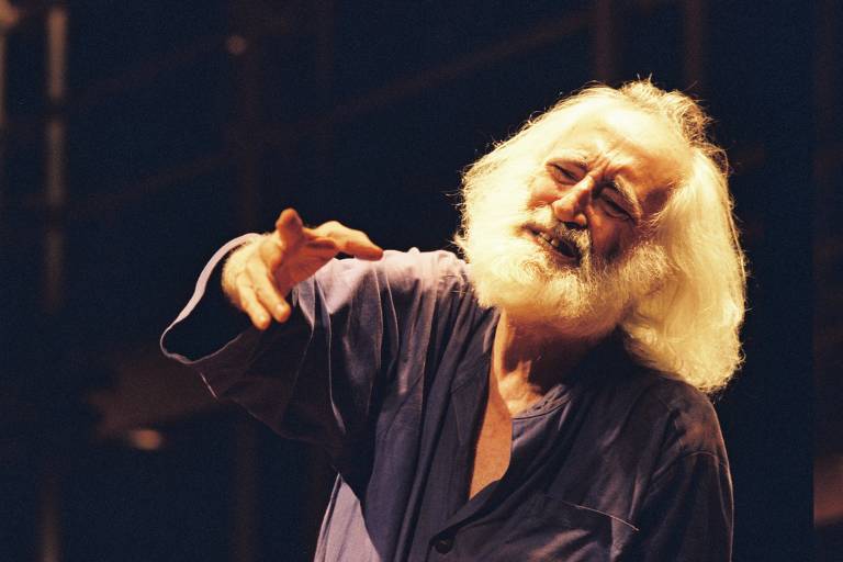 O ator e diretor de teatro em 'Os Sertões', de 2003