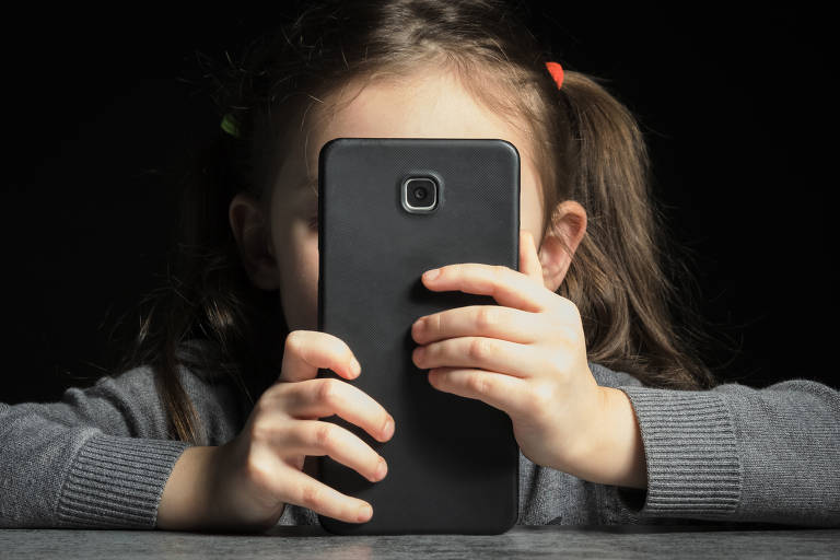 10 dicas para monitorar crianças e adolescentes na internet