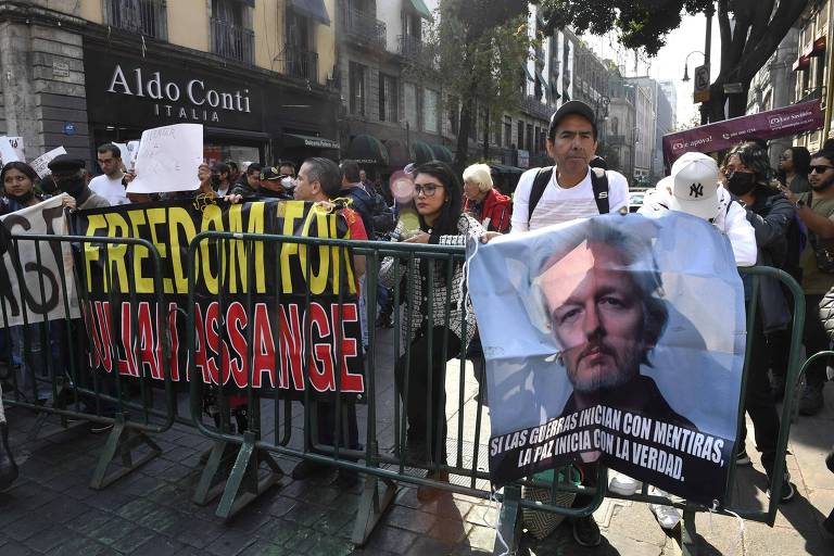 Perseguição a Assange é ameaça à imprensa mundial