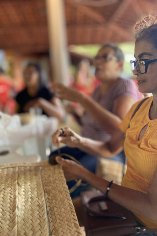 Artesãos conquistam mercado brasileiro com artesanado tradicional