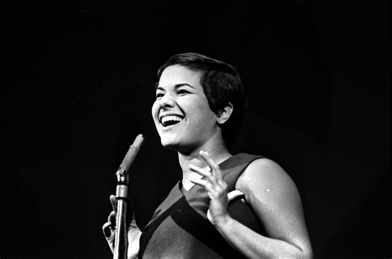 IA COVER) ELIS REGINA - COISAS QUE EU SEI #elisregina #iacover 