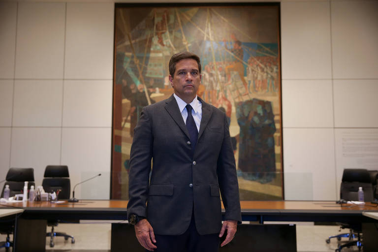 O presidente do Banco Central, Roberto Campos Neto, na sala do Copom, sede do BC