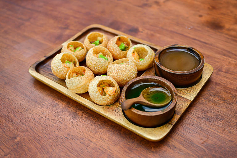 O que é pani puri, comida de rua indiana homenageada no Google
