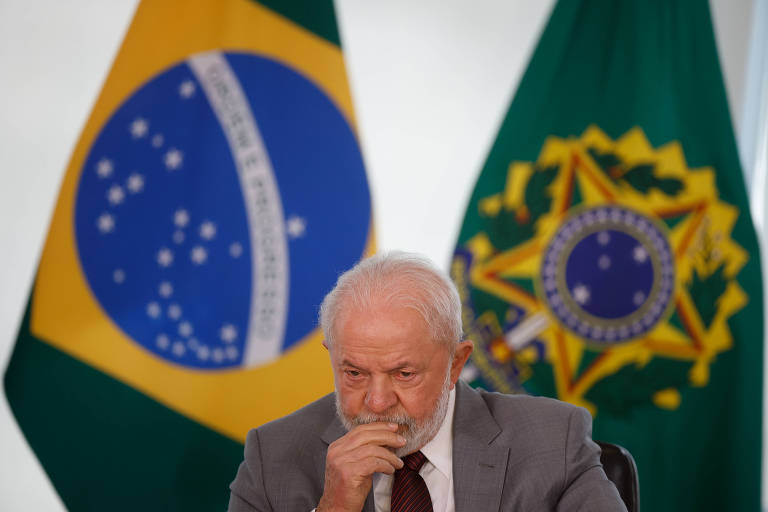 Lula diz que não vai ceder ministério do Bolsa Família ao centrão