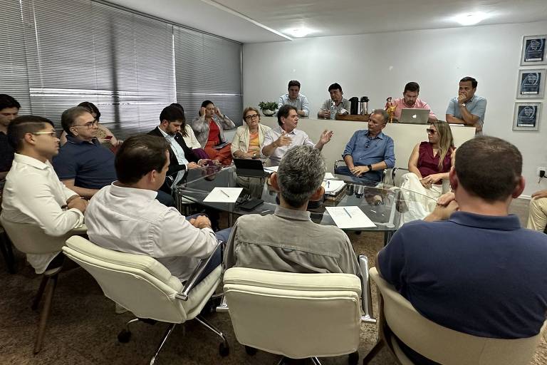 Cid Gomes assume PDT no Ceará, renova aliança com PT e indica embate com Ciro