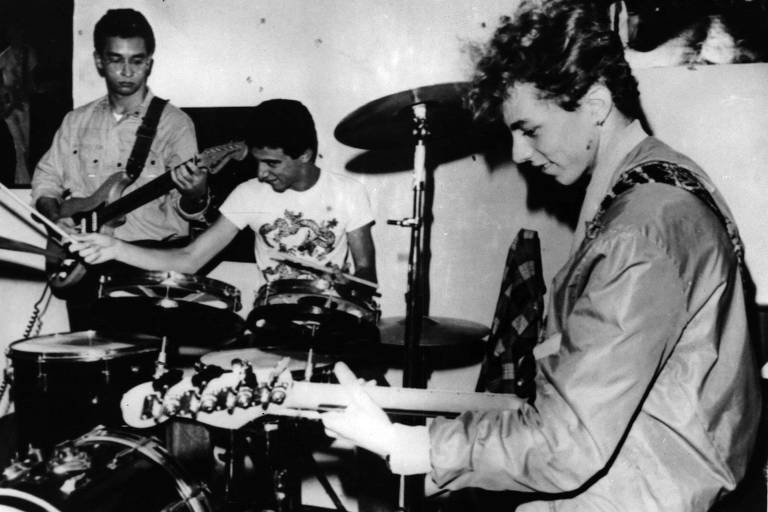 Os Paralamas completam 40 anos de carreira com relançamento de primeiro LP