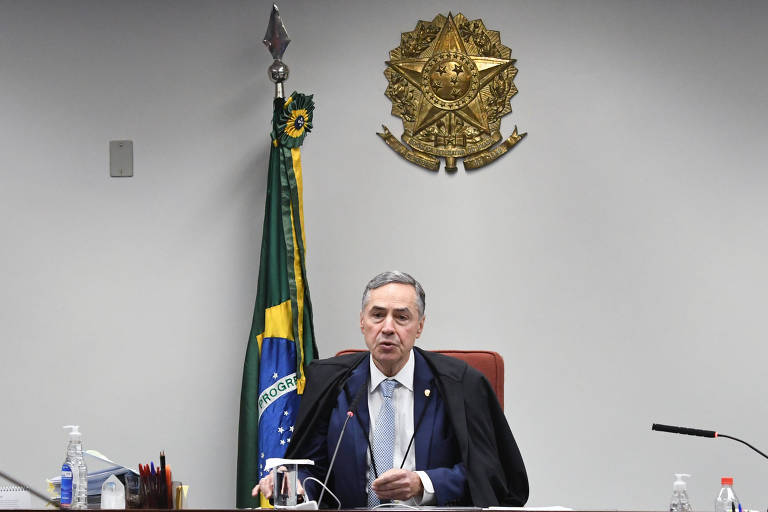 O ministro Luís Roberto Barroso foi xingado em aeroporto e em voo saindo de Miami, nos Estados Unidos, em janeiro deste ano; ele afirmou que os ataques foram motivados por ódio e ignorância