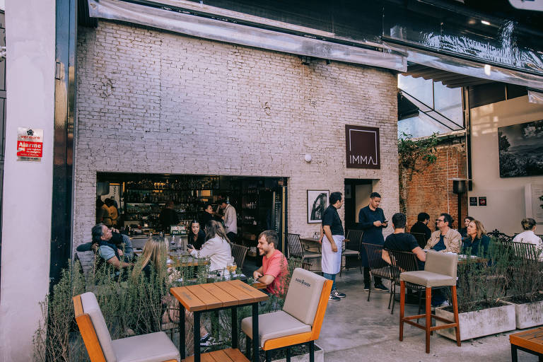 Veja os restaurantes do entorno da rua Amauri, no Jardim Europa