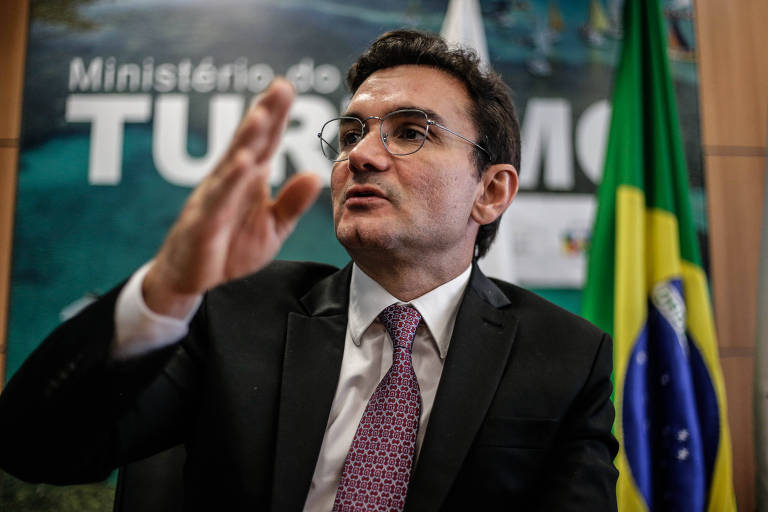 Ministro do Turismo, Celso Sabino (União Brasil), em entrevista à Folha.