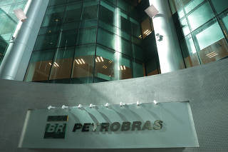 Brazil?s state-run oil company Petrobras logo is pictured at its building in Rio de Janeiro