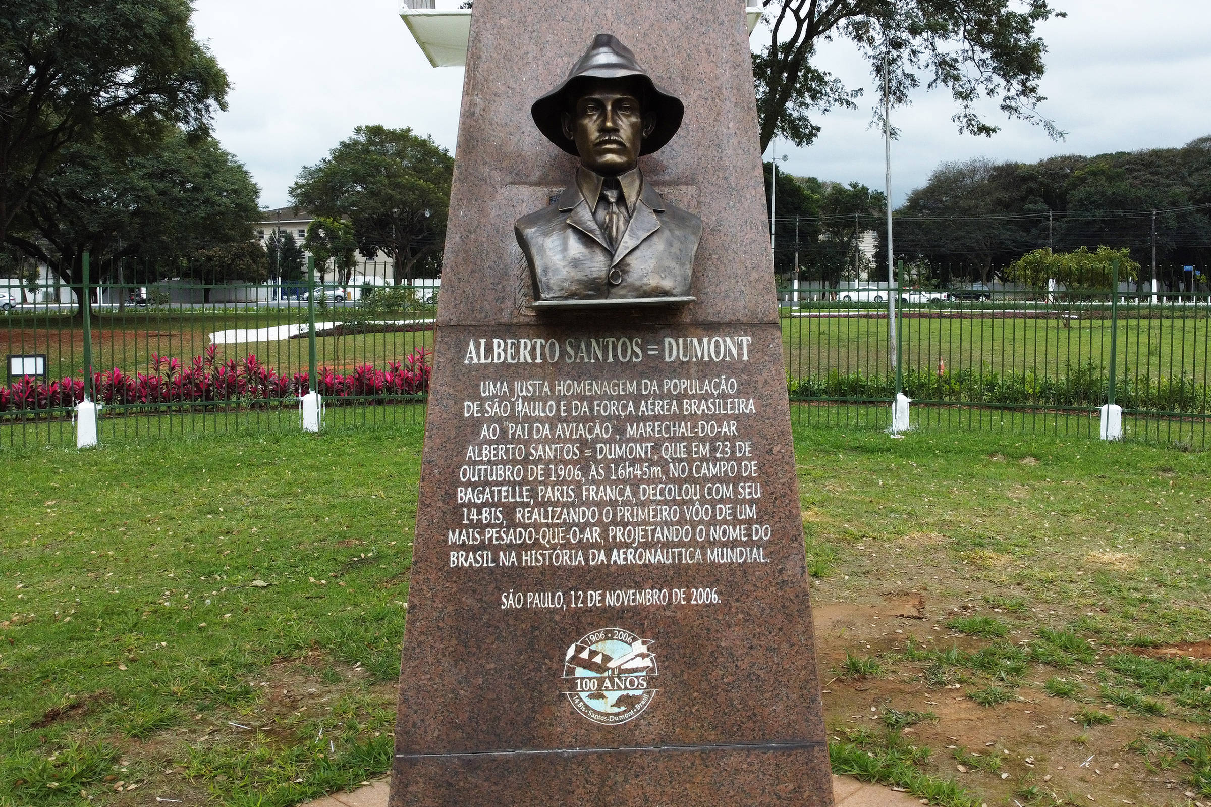 Sesquicentenário De Alberto Santos Dumont 19072023 Cotidiano Fotografia Folha De Spaulo 1406