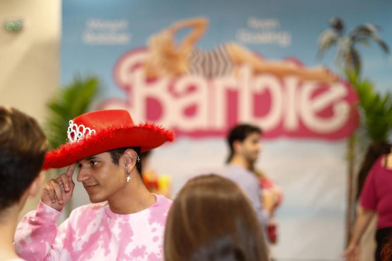 Filme da Barbie tem 2º maior público em dia de estreia no Brasil;  arrecadação chega a quase R$ 23 milhões