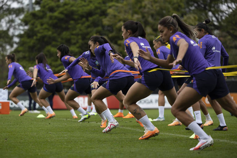 Treino da seleção brasileira feminina em Gold Coast, na Austrália