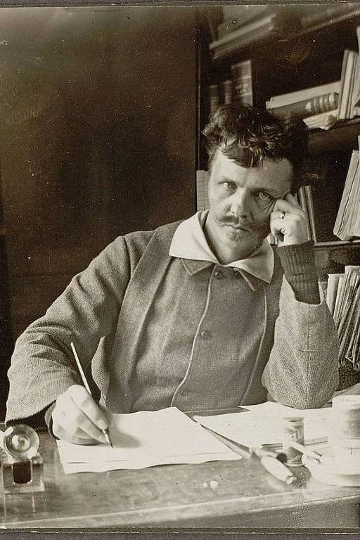 O escritor e dramaturgo August Strindberg, em 1886