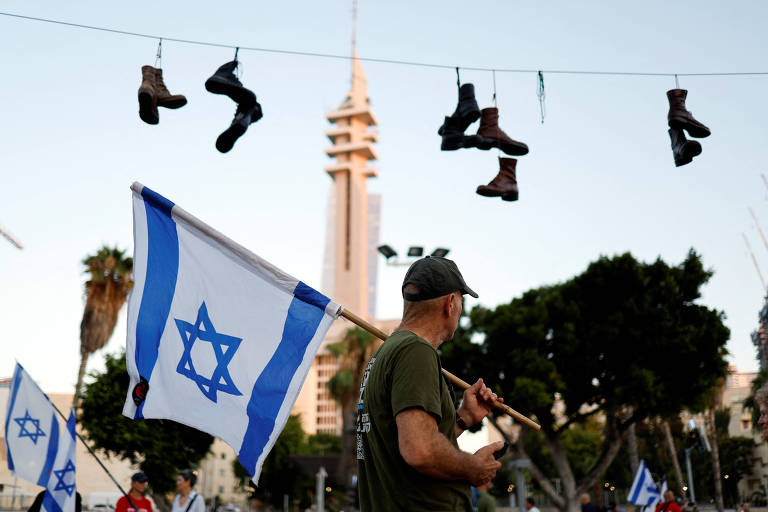 Mil reservistas ameaçam cruzar os braços em Israel contra reforma judicial