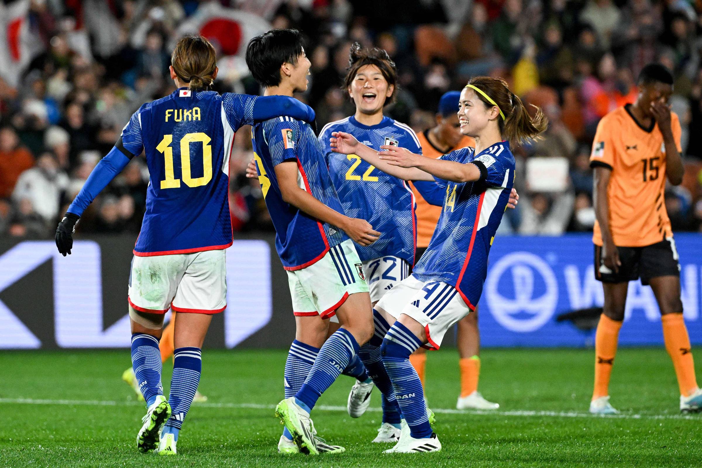 Japan makes 5 in Zambia and applies the biggest rout of the Cup so far