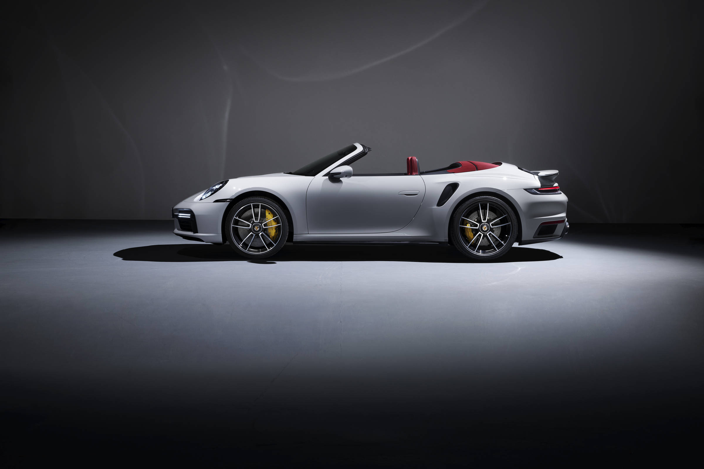 Gasoline Porsche beats electric Porsche’s record – 07/25/2023 – Market