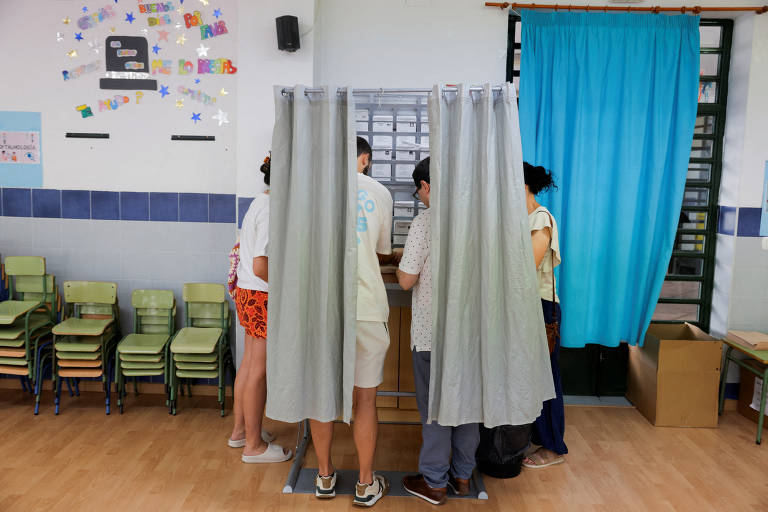 Espanhóis se viram forçados a votar no 'menos pior' nas eleições
