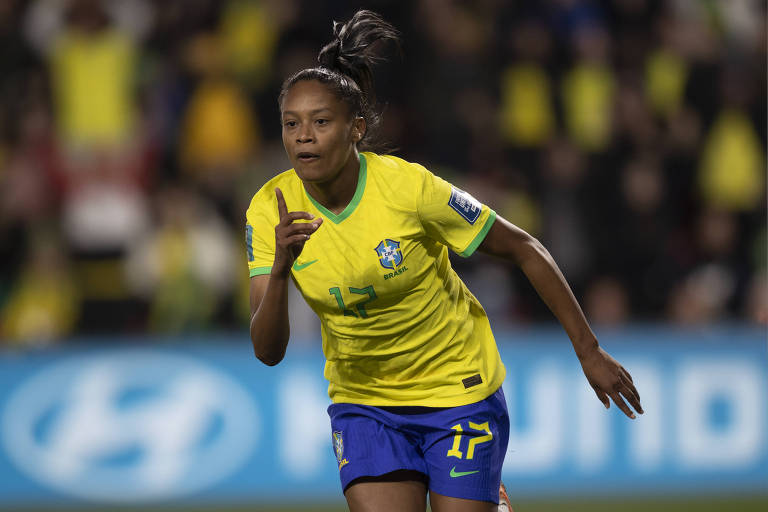 Seleção Feminina de Futebol on X: Bom dia, meu Brasil! 🇧🇷 Hoje tem  #GuerreirasDoBrasil em campo pelo segundo jogo do Torneio Internacional de Futebol  Feminino! Deixe sua mensagem positiva nos comentários e