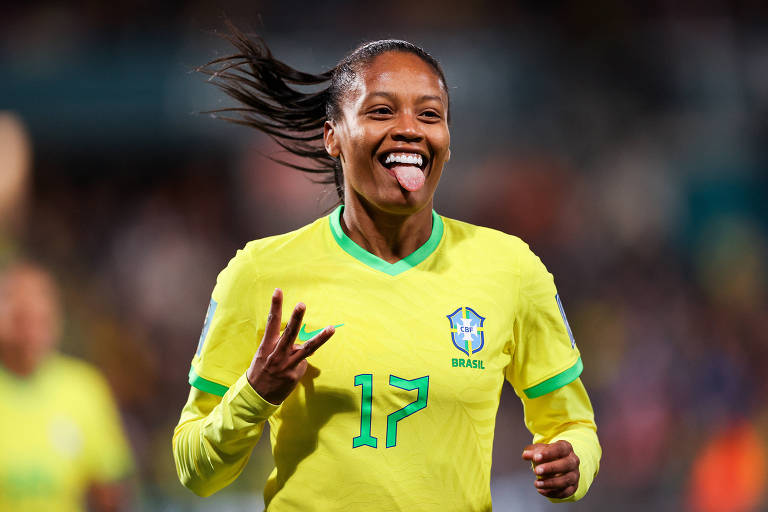 Copa do Mundo Feminina: Ary Borges comemora 170 mil seguidores após marcar três gols pelo Brasil