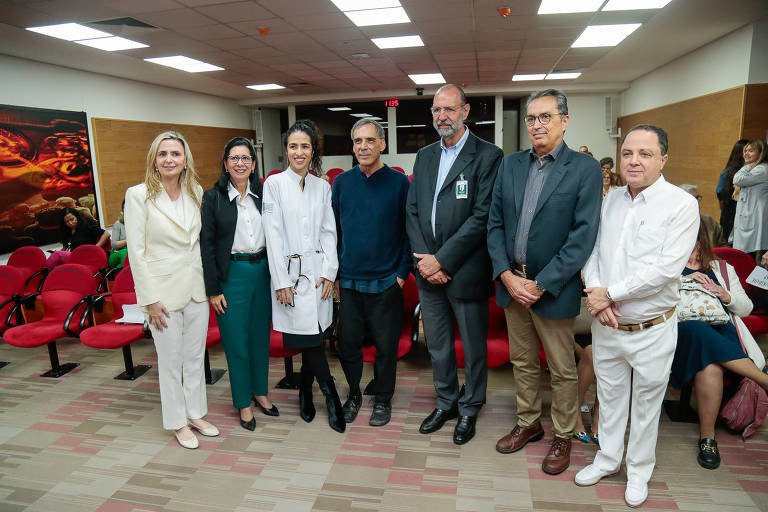 Marisa Monte inaugura espaço cultural dentro do InCor em SP