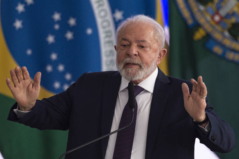 Lula admite dar cargos para PP e Republicanos e diz que centrão não existe