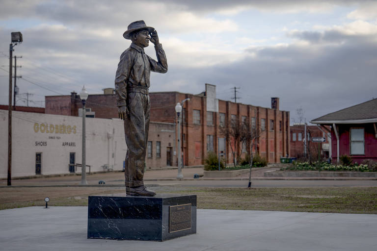 EUA criam monumento sobre Emmett Till, símbolo da luta antirracista no país