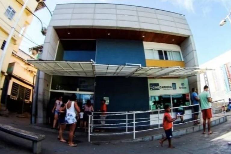 Cinema do Complexo do Alemão passará por reforma de R$ 800 mil, diz secretaria