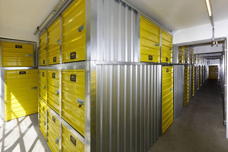 Os boxes de auto armazenamento podem ter de 1 m² a mais de 500 m²
