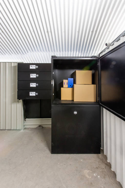 Exemplo de boxe de armazenamento pessoal para locação