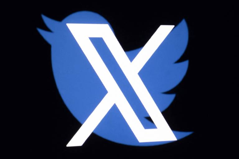 Ilustração do slogan do Twitter, que abandonou o passarinho e passou a usar o 'X'