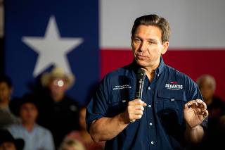 Republican Presidential Candidate Ron DeSantis Meets With Residents Along The Southern U.S. Border