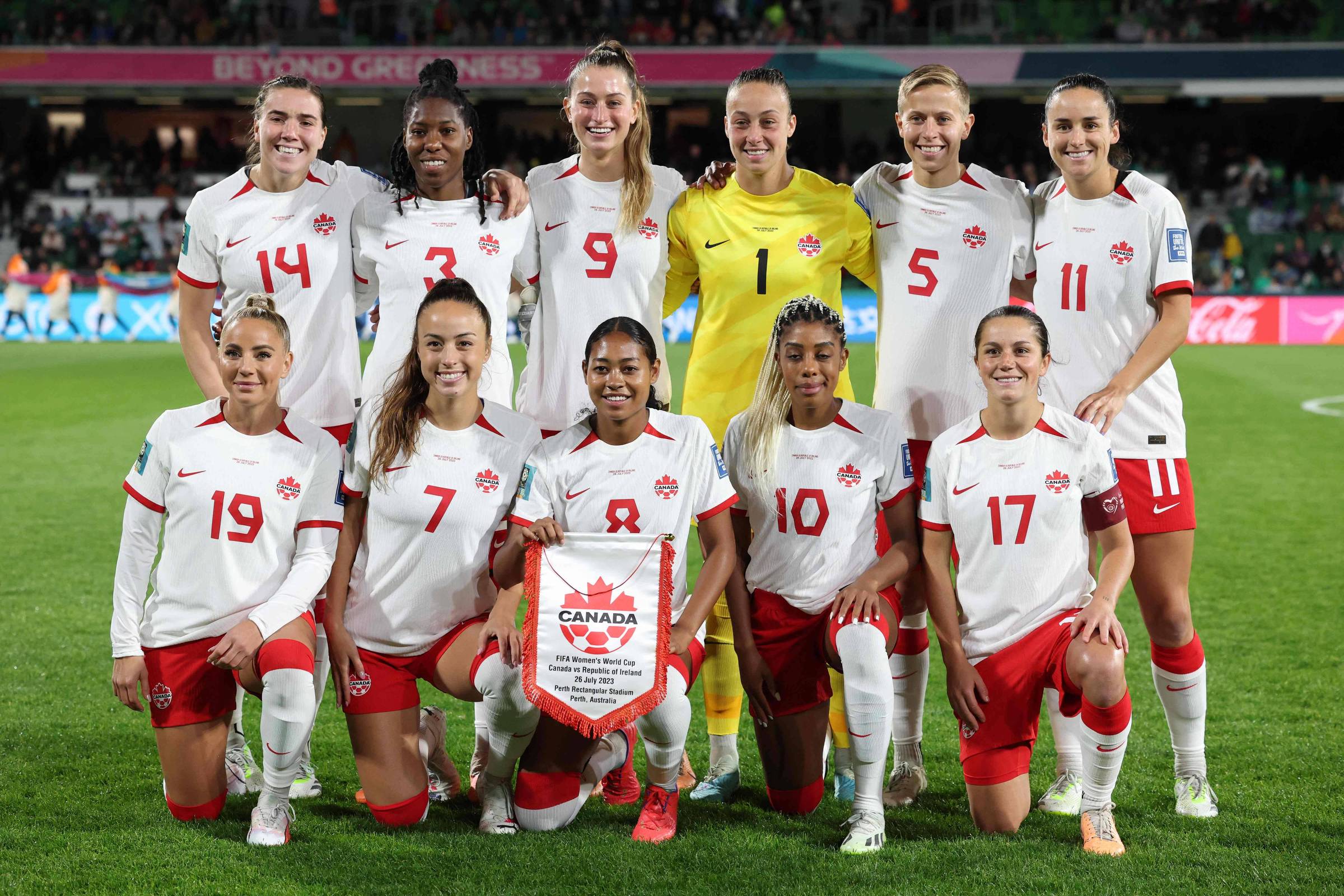 The Canadian women's team announces a provisional salary agreement in