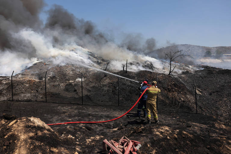 Grécia controla incêndios florestais, mas segue 'em pé de guerra' contra novos focos