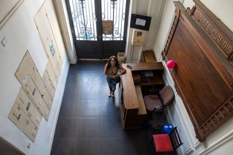 Adilma Sousa dos Santos 47, líder de movimento por moradia formado por angolanos no centro de São Paulo