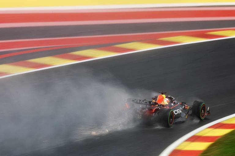 Treino para o GP da Bélgica de F1 e festival de balonismo nos EUA; veja fotos de hoje