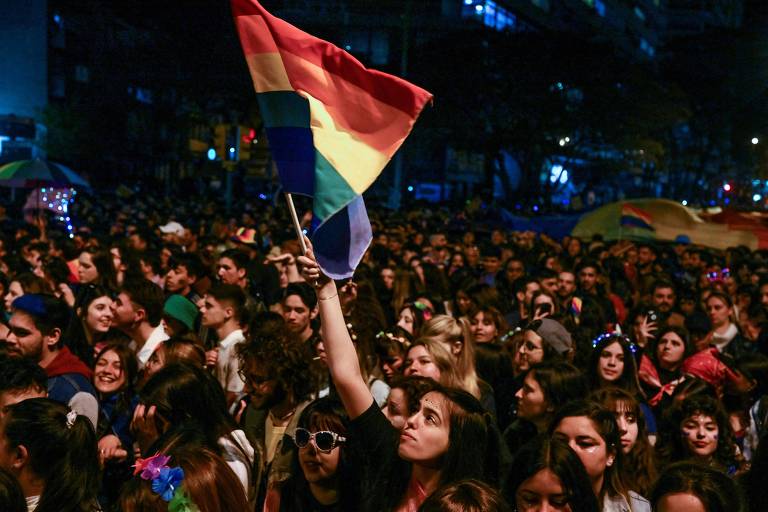 Uruguai anuncia prisão com ala para pessoas trans