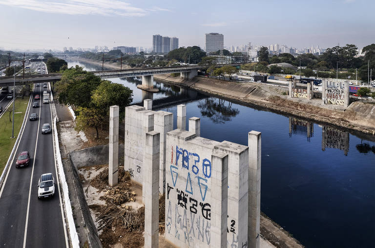 A conclusão do empreendimento desafogaria as pontes da Anhanguera, Atílio Fontana e do Piqueri, usadas pelos moradores para atravessar a marginal