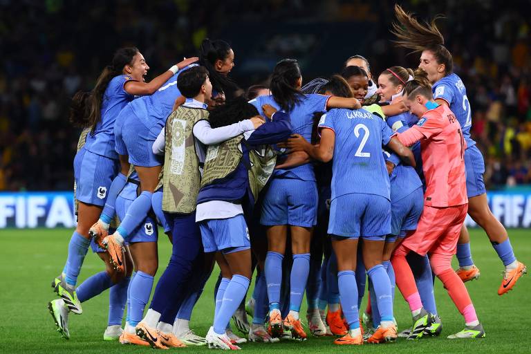 Veja imagens de França x Brasil pela Copa do Mundo feminina