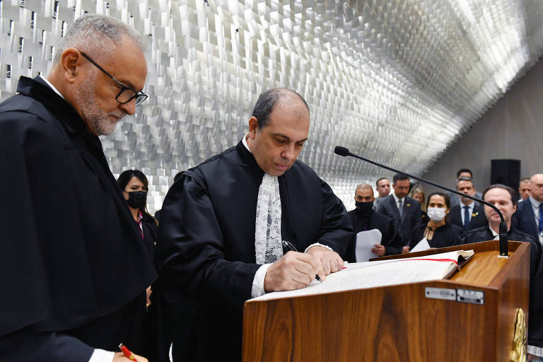 Outras funções do STJ são resolver conflito de competência entre diferentes tribunais e julgar mandado de segurança, habeas corpus e habeas data em processos envolvendo autoridades como desembargadores e governadores