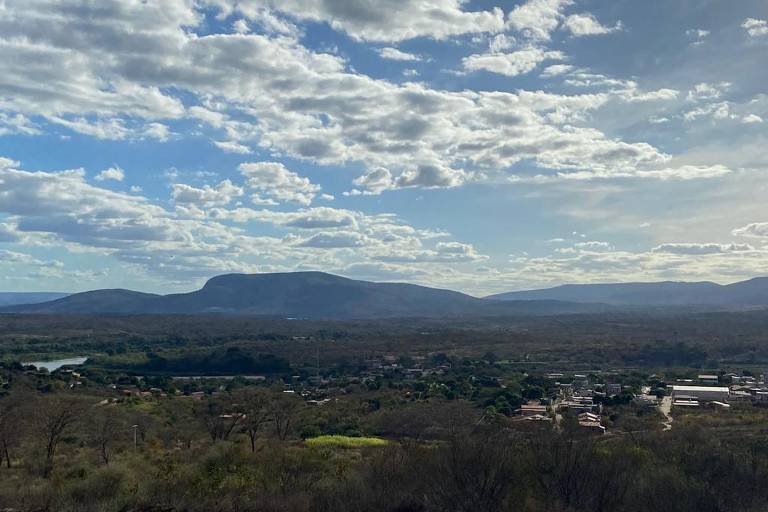 Vista de Araçuaí, no Vale do Jequitinhonha, em Minas Gerais