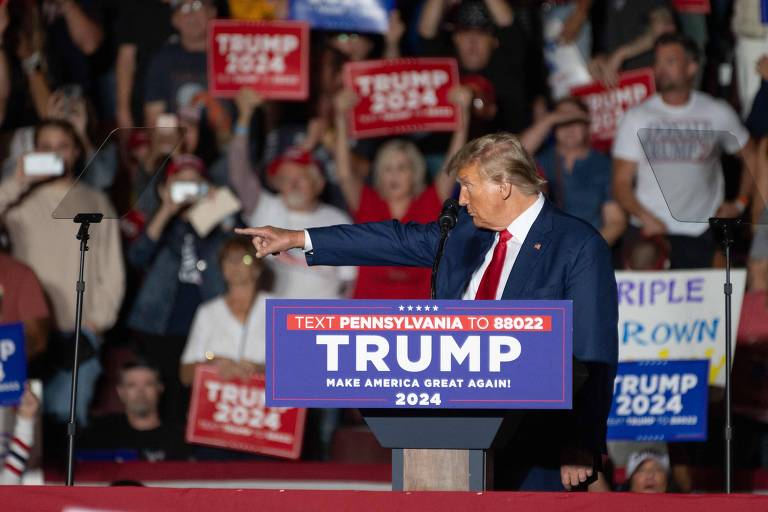 O ex-presidente Donald Trump durante evento de campanha em Erie, na Pensilvânia 