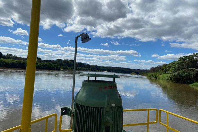 Estrutura de da Sigma Lithium de captação de água do Rio Jequitinhonha, em Araçuaí, Minas Gerais