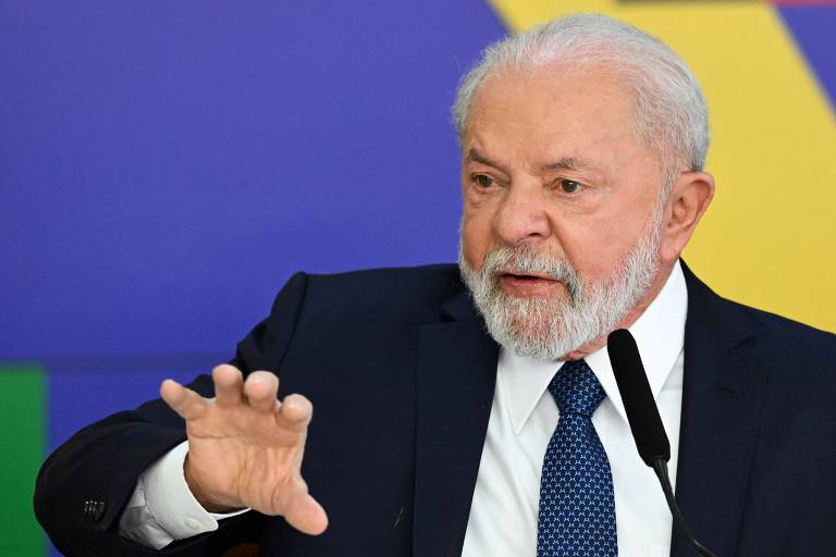 O presidente Lula durante entrevista a correspondentes internacionais em Brasília