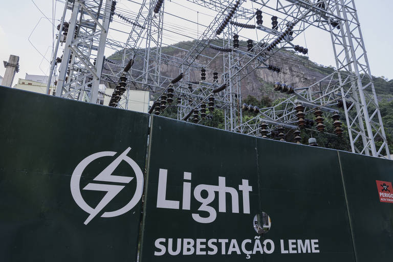 Fachada da Light, subestação Leme, em Copacabana, na zona sul do Rio de Janeiro.
