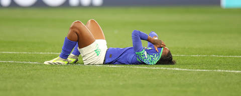 (230802) -- MELBOURNE, Aug. 2, 2023 (Xinhua) -- Brazil's Adriana cries after the Group F match between Jamaica and Brazil at the 2023 FIFA Women's World Cup in Melbourne, Australia, Aug. 2, 2023. (Xinhua/Ding Xu)