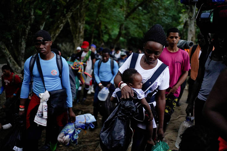 Travessia de Darién, 'a selva da morte', bate novo recorde de migrantes