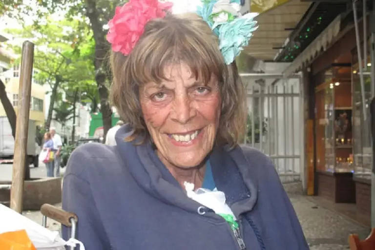 Anamaria, a 'Mulher de Branco', morre aos 75