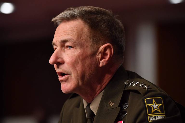 Chefe de Estado-Maior do Exército dos EUA deixa cargo em reação a manobra antiaborto