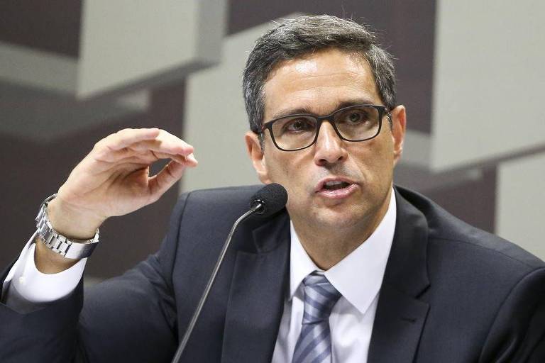 Mudar meta fiscal gera insegurança em cascata para o futuro, diz Campos Neto